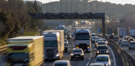El mal estado y la congestión en las autopistas reabren el debate sobre recuperar los peajes en Cataluña