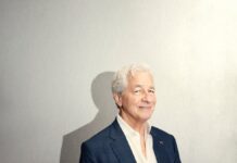 Jamie Dimon, el banquero más poderoso del mundo: “Sé que Europa no ve a EE UU como un amigo, pero lo es. Somos aliados desde la II Guerra Mundial y esa relación, con algunos cambios, continuará” | Negocios