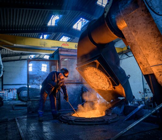 Guerras, aranceles y tensiones en el petróleo: por qué nada puede (por ahora) con una economía global a prueba de bombas