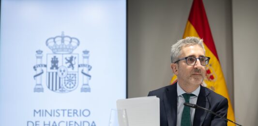 Hacienda intenta seducir a las comunidades peor financiadas con una oferta de déficit personalizado