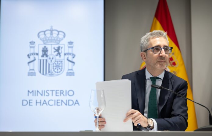Hacienda-intenta-seducir-a-las-comunidades-peor-financiadas-con-una.jpg
