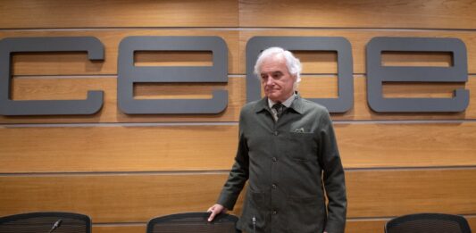 La patronal madrileña destaca el trabajo “positivo” de Garamendi, pero retrasa posicionarse en las elecciones de CEOE