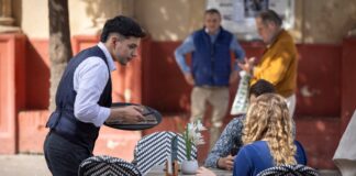 La rotación extrema de personal en la hostelería: una baja por cada nuevo contrato