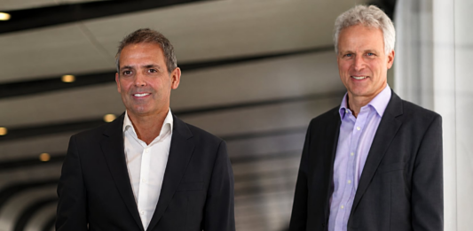 Los dos máximos directivos de Zegona acumulan bonus por 433 millones de euros por la compra de Vodafone