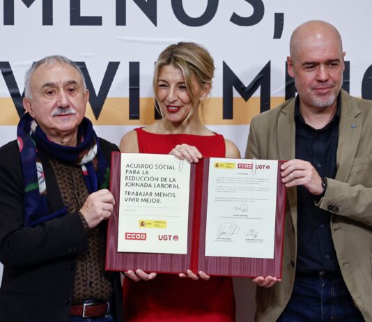 El Gobierno retrasa la aprobación del registro horario pese al ultimátum de los sindicatos y dice que lo tramitará en septiembre