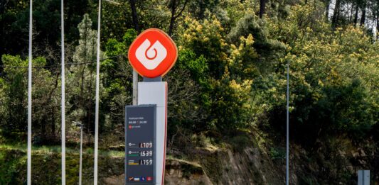 Los usuarios podrán reclamar contra las gasolineras que fijen precios “anómalos”