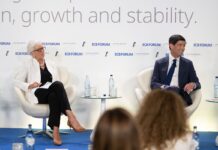 Warsh entona la melodía del ‘halcón’ en Europa: “Nuestro trabajo es la estabilidad de precios” | Economía