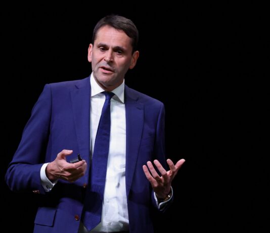 ASML ayuda a que la bola de nieve de la inversión en IA siga rodando