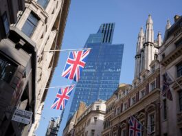 La City resiste mejor el Brexit que la economía británica | Carta del corresponsal