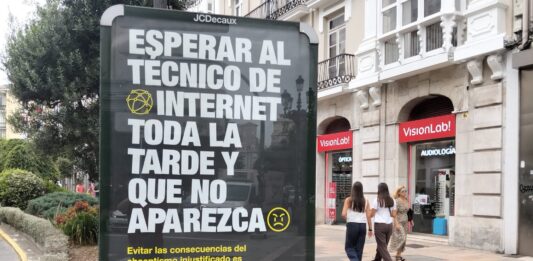 UGT denuncia a CEOE Cantabria ante Inspección de Trabajo por su polémica campaña sobre las bajas laborales