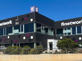 Vodafone contraataca con una querella penal contra los fundadores de Finetwork