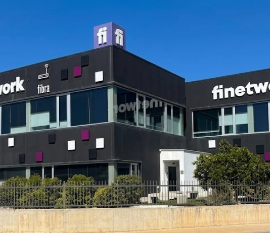 Vodafone contraataca con una querella penal contra los fundadores de Finetwork