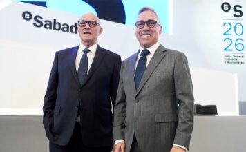 El inversor mexicano David Martínez se desprende de un 1,5% del Banco Sabadell y mantiene un 2% | Economía