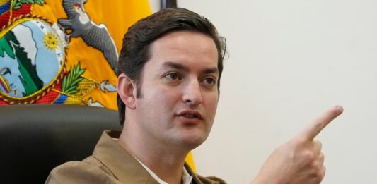 Esteban Torres: La agenda legislativa jamás puede ser un camisa de fuerza | Política | Noticias