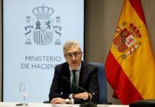 Hacienda aprueba la misma senda fiscal tumbada por el Congreso y acerca a España al limbo presupuestario | Economía